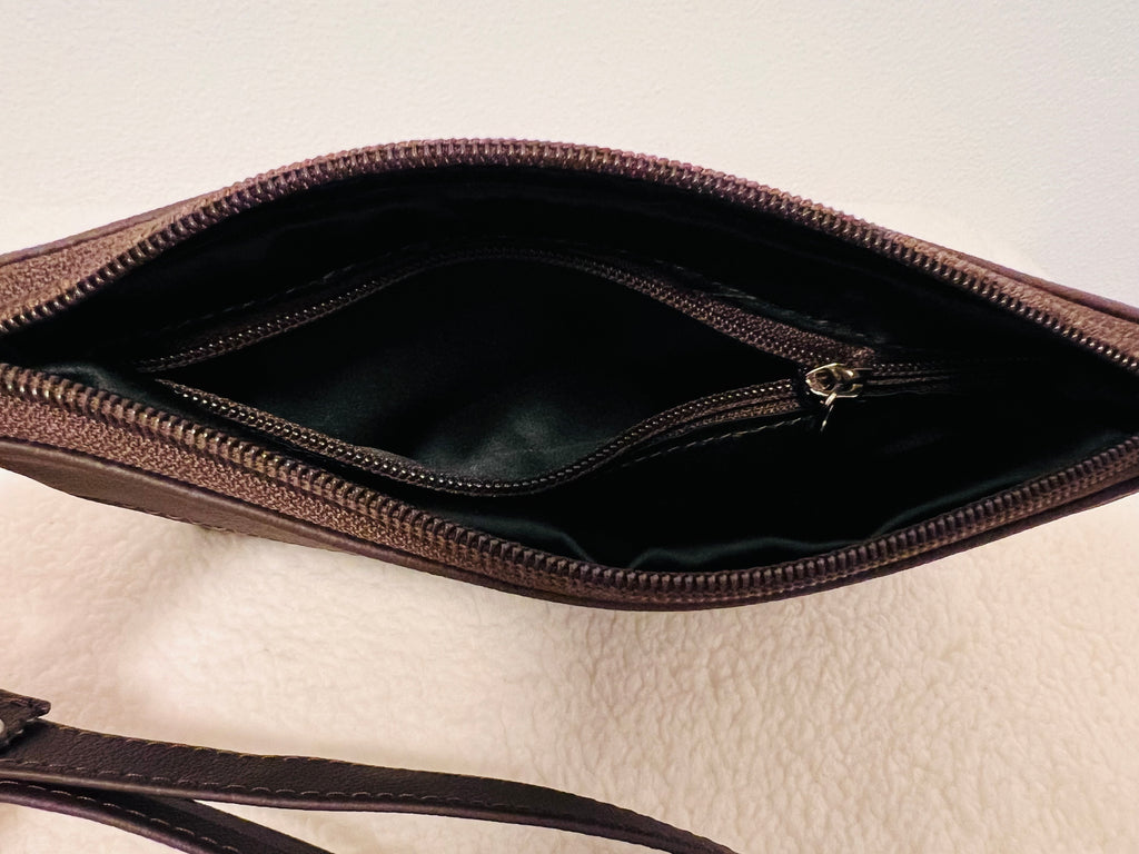 NyoNyo Afrocentric Leather Pochette (Mini)