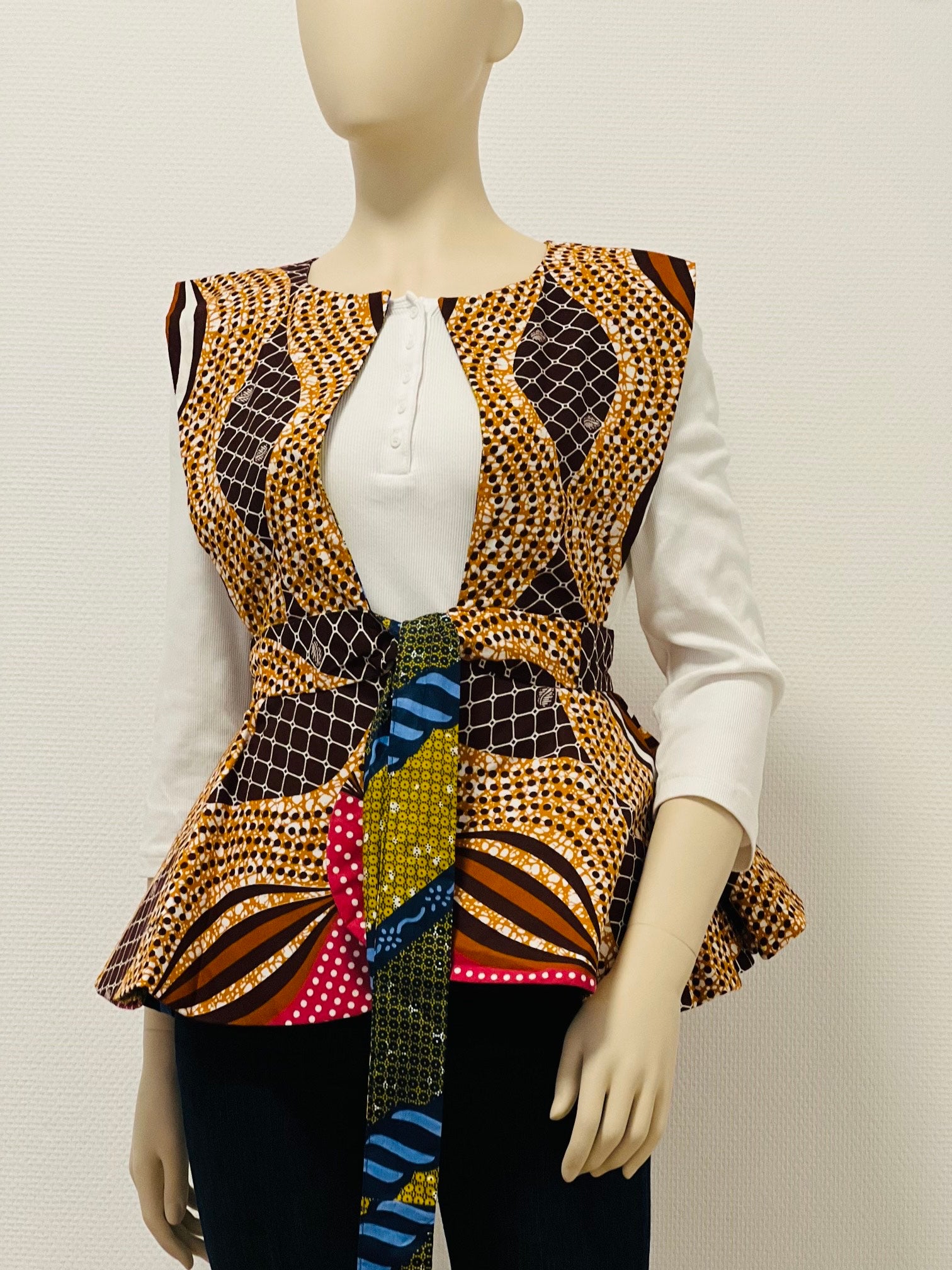 All-Season Reversible Peplum Vest/top – ORCAPEIRON